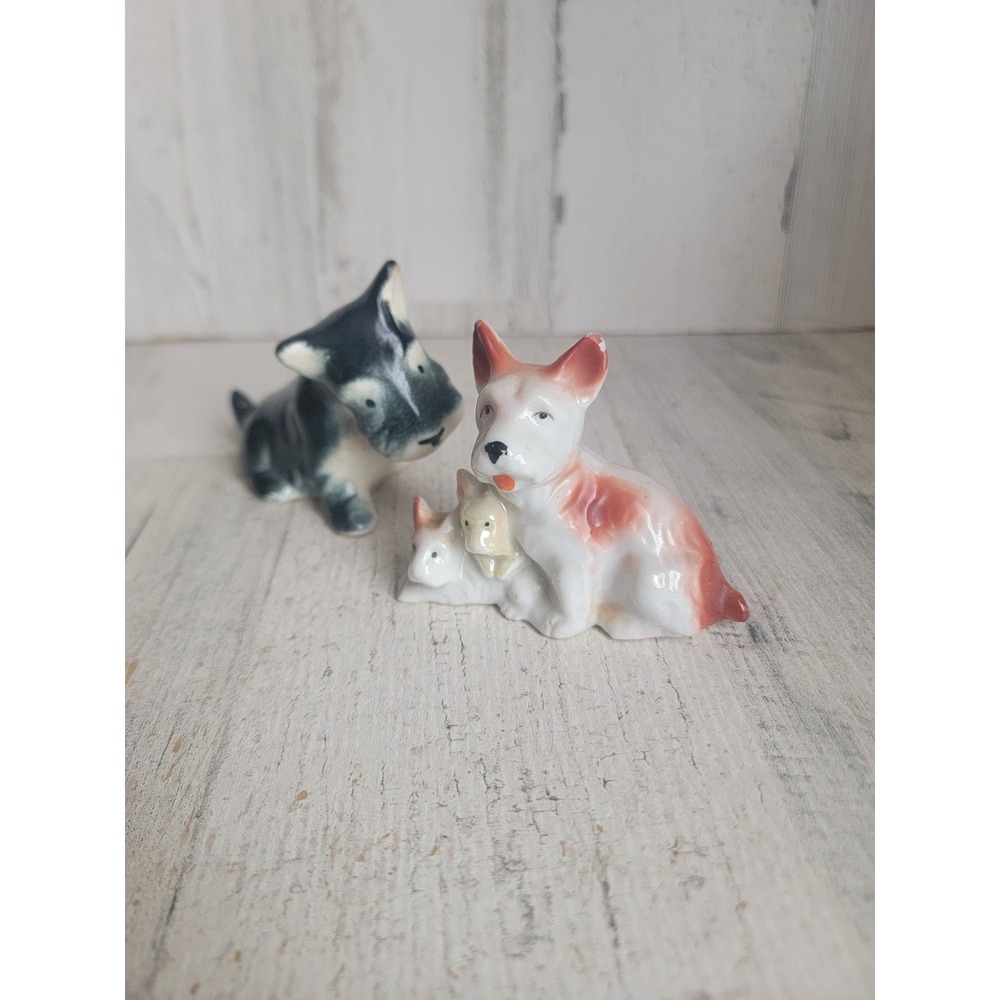 Vintage porcelain terrier‎ black puppy parent dog mini home decor figure set